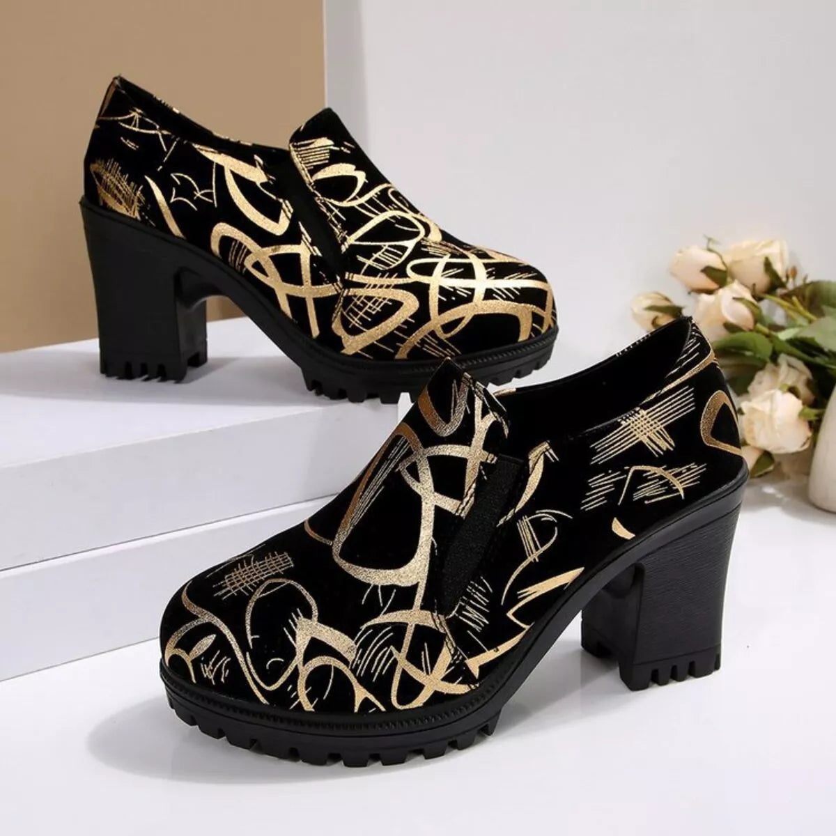 Round Toe Block : Heels Pumps