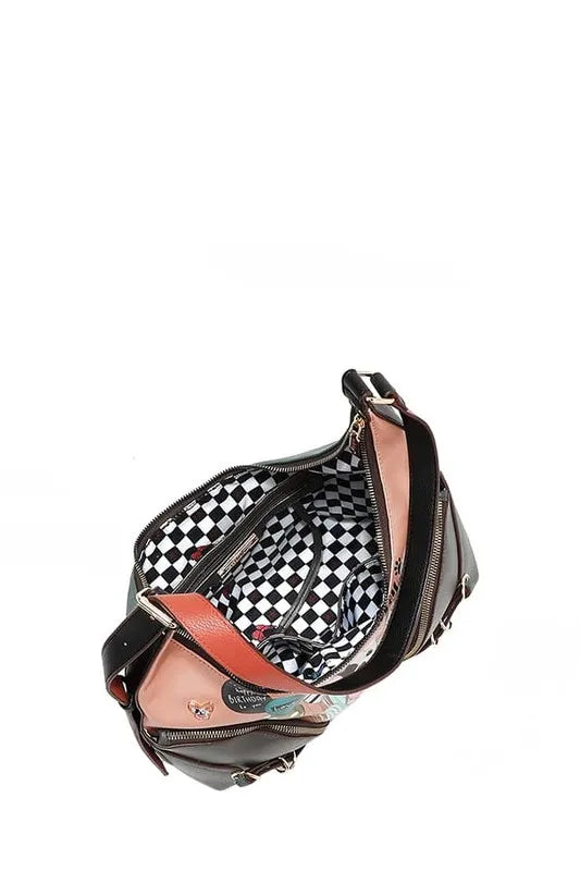 Accessory Pockets Shoulder Bag : With Two Front