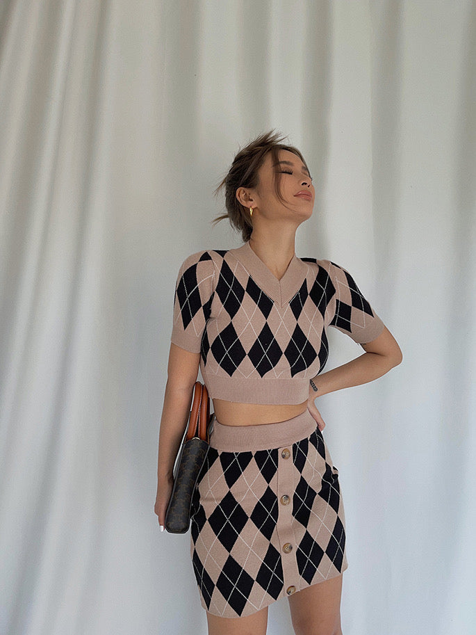 Argyle Buttoned Knit Set