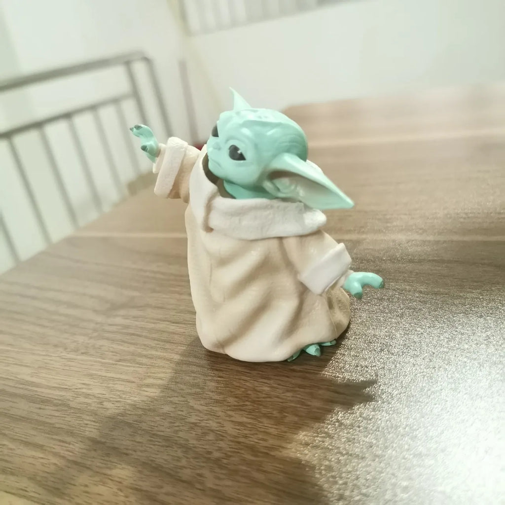 Manda lorian Baby Yoda Cute Version Doll Action Figure Cartoon Model