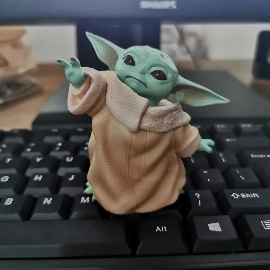 Manda lorian Baby Yoda Cute Version Doll Action Figure Cartoon Model