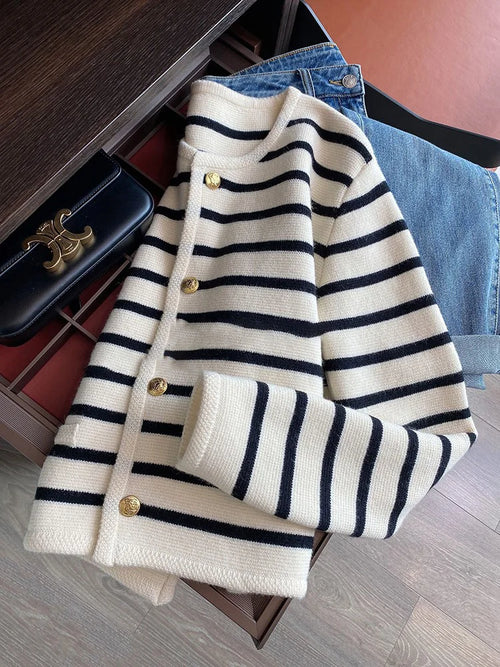 AOSSVIAO New 2025 Women Spring Autumn Sweaters O-neck Stripe Knitted