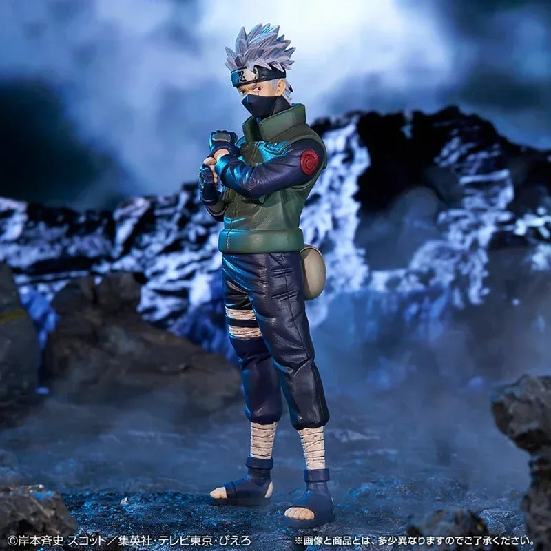 20cm Bandai Naruto Anime Figure Shippuden Uchiha Sasuke Hatake Kakashi