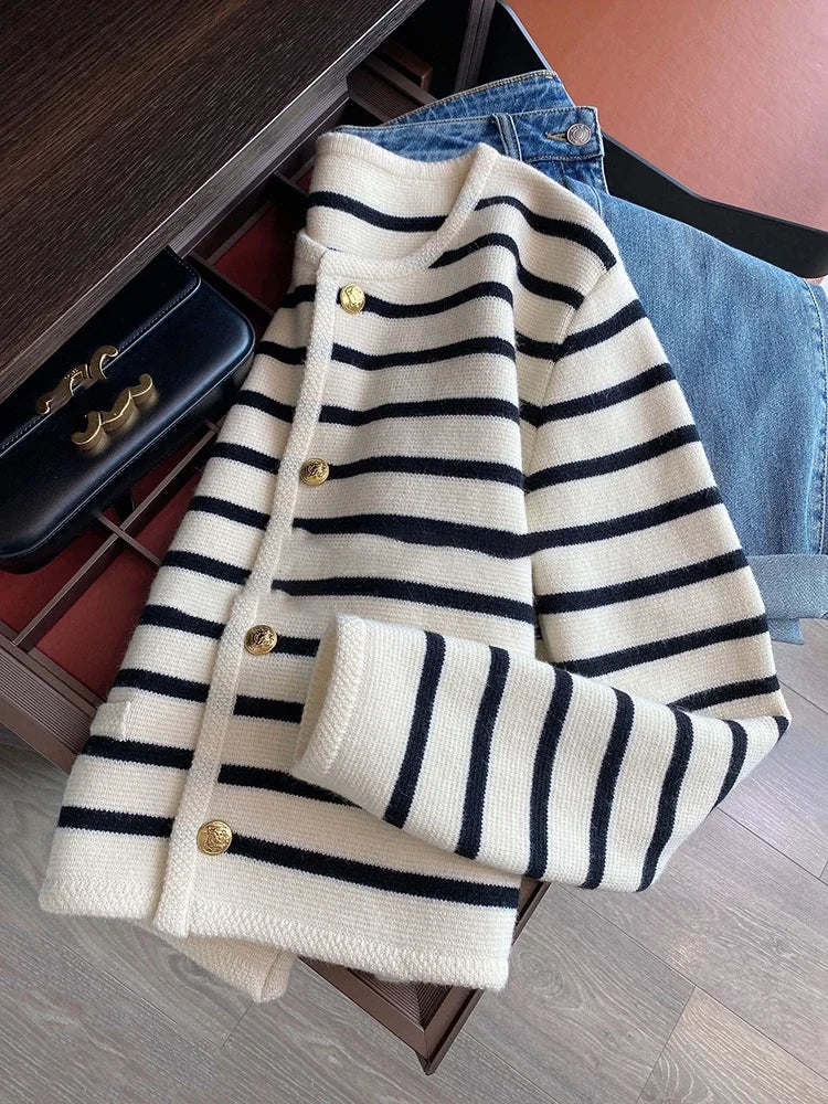 AOSSVIAO New 2025 Women Spring Autumn Sweaters O-neck Stripe Knitted